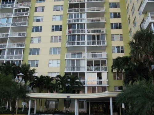 4400 HILLCREST DR # 802B, Hollywood, FL 33021