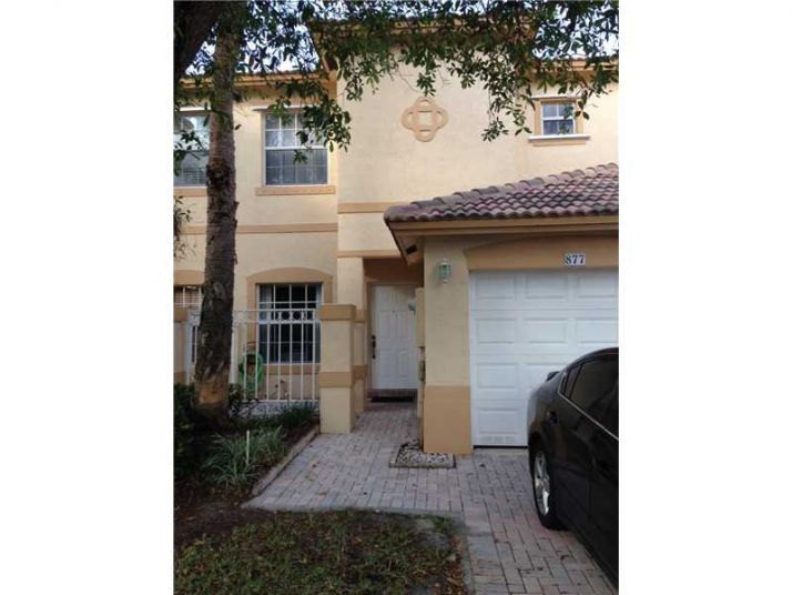 877 NW 170 TE # 7, Hollywood, FL 33028