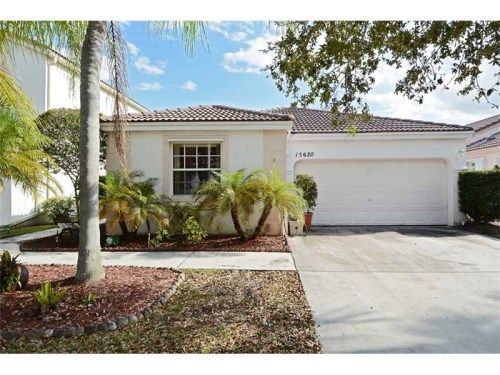 15620 NW 14 CT, Hollywood, FL 33028