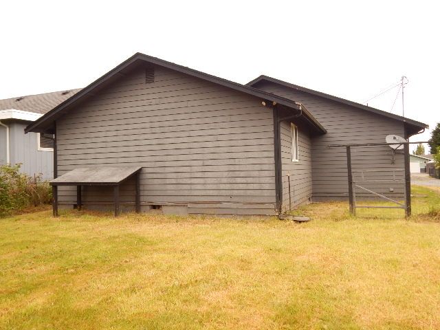 1018 W Glenwood Street, Port Angeles, WA 98362