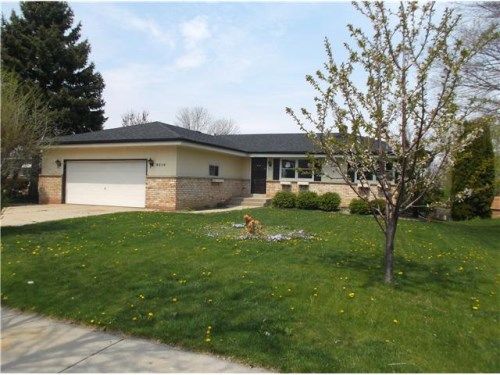 8216 W Cold Spring Rd, Milwaukee, WI 53220