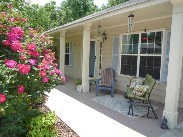 3815 Forsythia Way, Douglasville, GA 30135