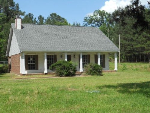 216 River Rd, Hattiesburg, MS 39401