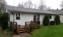 1108 Norfolk Dr Howell, MI 48843