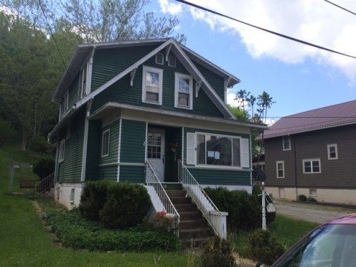 658 Locust Ave, Weston, WV 26452