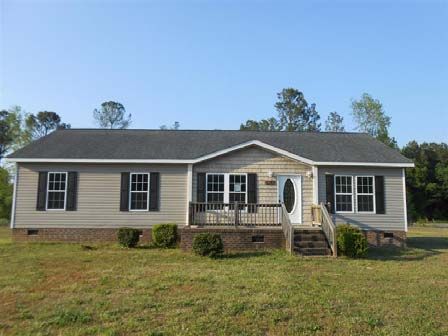 1240 Qualls Farm R, Enfield, NC 27823