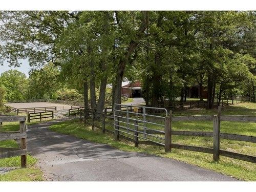 511 Ragsdale Terrace, Woodstock, GA 30188