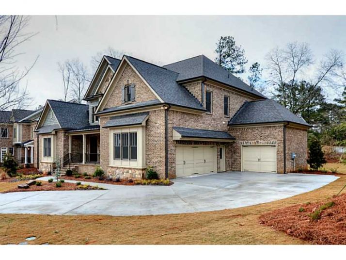 1853 Berkeley Oaks Lane, Atlanta, GA 30329