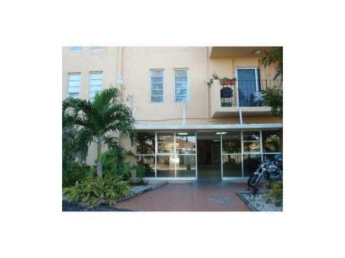 6950 W 6 AV # 208, Hialeah, FL 33014