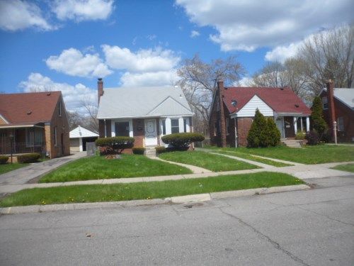 15657 Manning St, Detroit, MI 48234