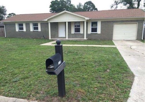 4800 Yacht Harbor Dr, Pensacola, FL 32514