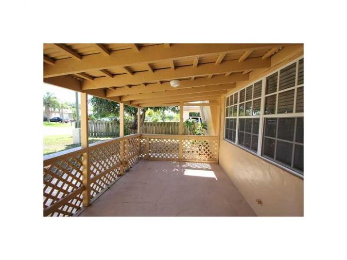 3773 NE 17TH AV, Pompano Beach, FL 33064