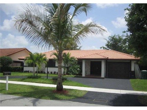 15542 SW 71 ST, Miami, FL 33193