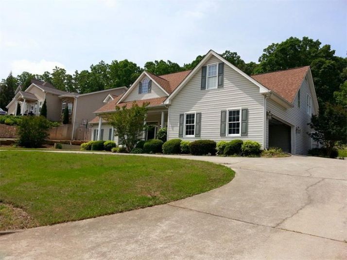 2667 Waters Edge Drive, Gainesville, GA 30504