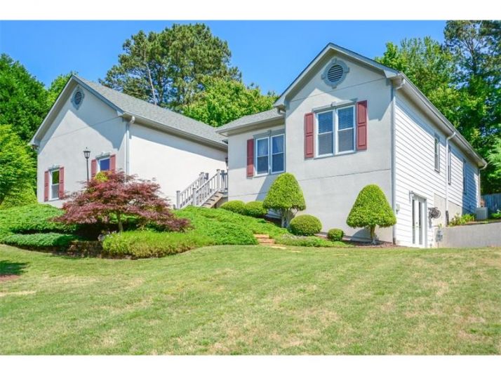 32 Due West Street, Dallas, GA 30157
