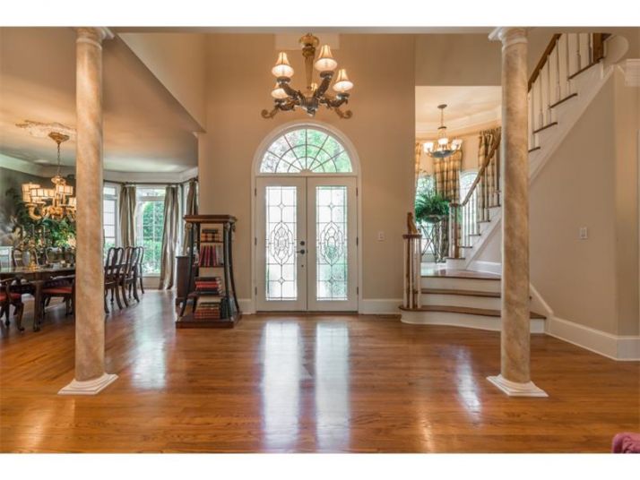 9525 Nesbit Lakes Drive, Alpharetta, GA 30022