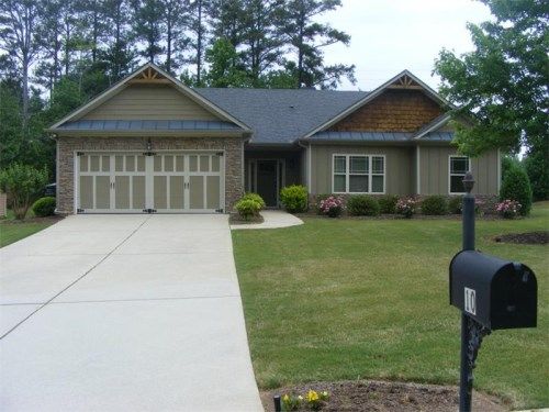 10 Bryson Lake Court, Douglasville, GA 30134