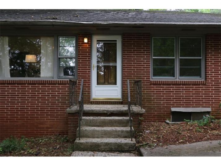 906 Parkway Drive Se, Smyrna, GA 30080