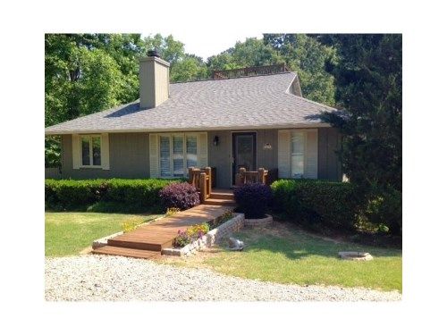 921 Oak Drive, Woodstock, GA 30189