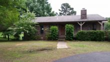 3710 Dixon Rd Russellville, AR 72802