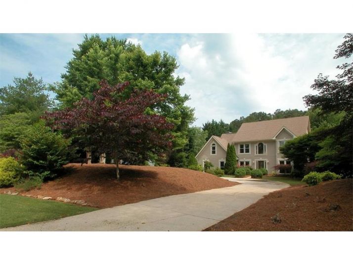 4135 Creekwood Drive, Cumming, GA 30041