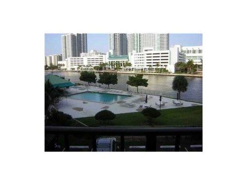200 LESLIE DR # 319, Hallandale, FL 33009