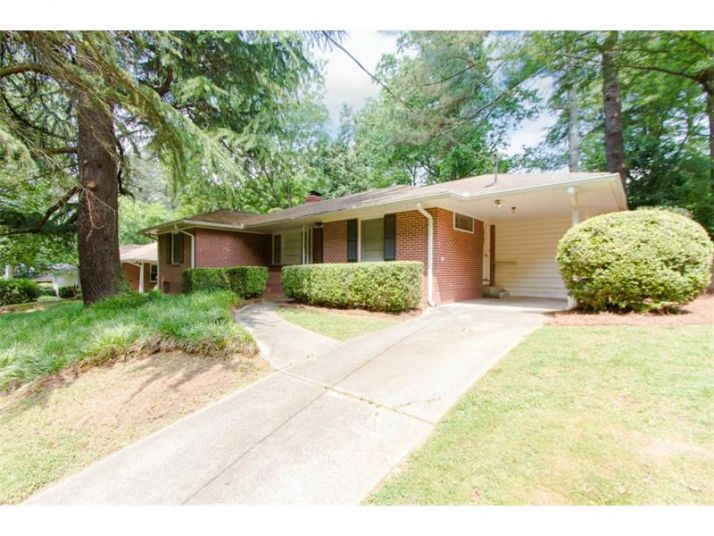 2300 Ferndale Drive, Decatur, GA 30030