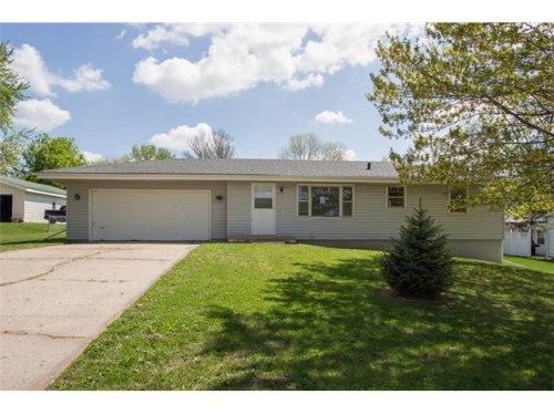 6715 NW 54th Ct, Johnston, IA 50131