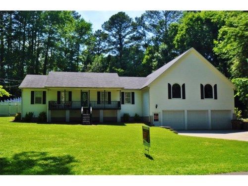 929 Pine Circle, Woodstock, GA 30189