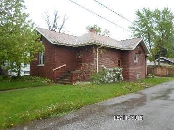 20 Roselawn St, Hammond, IN 46324