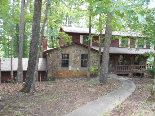 1527 Silver Hill Ct, Stone Mountain, GA 30087