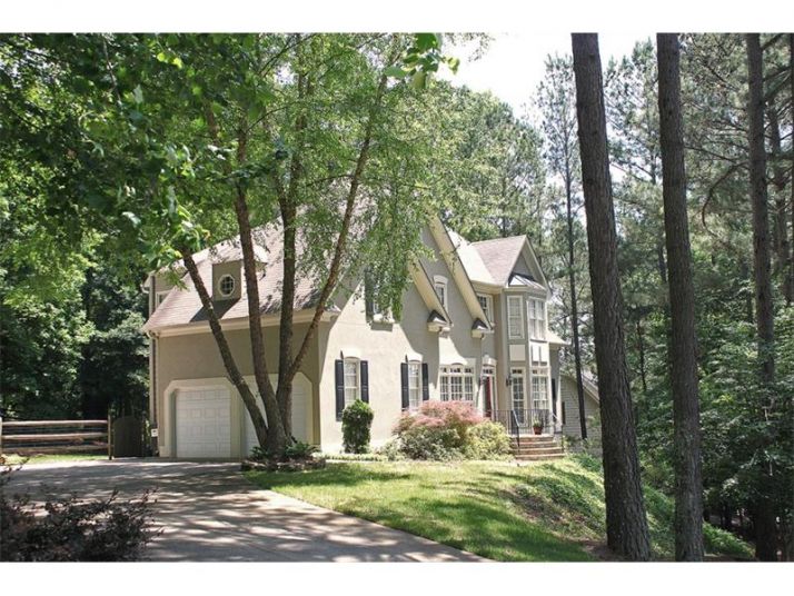 1308 Amberwood Drive, Woodstock, GA 30189