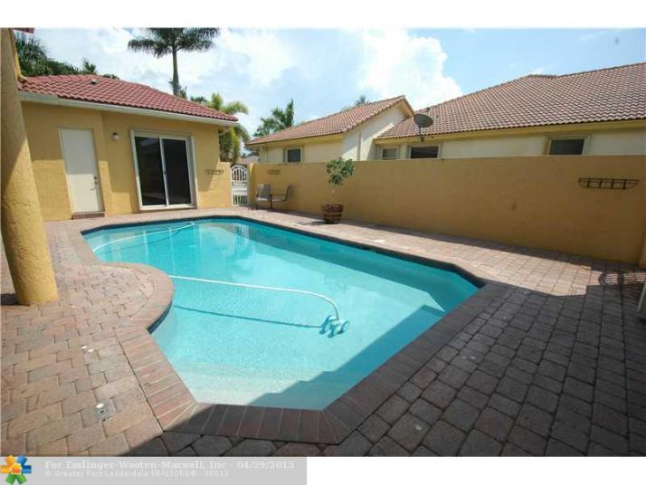 3122 SW 189 AV, Hollywood, FL 33029