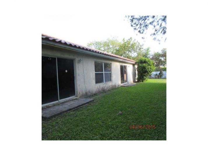 9532 NW 9 CT, Fort Lauderdale, FL 33324