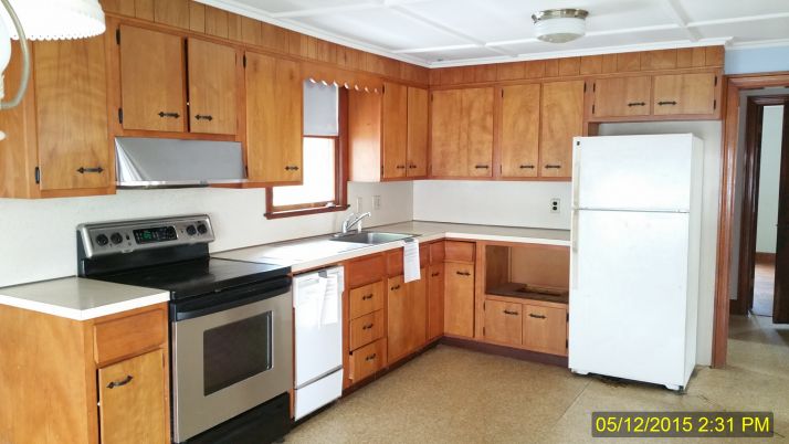 4 Lamb Hts, Rockport, MA 01966