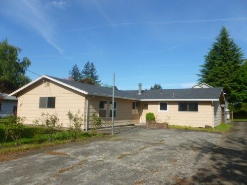 680 N Ivy Street, Canby, OR 97013