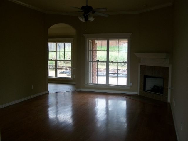 2215 Parkridge Dr, Van Buren, AR 72956
