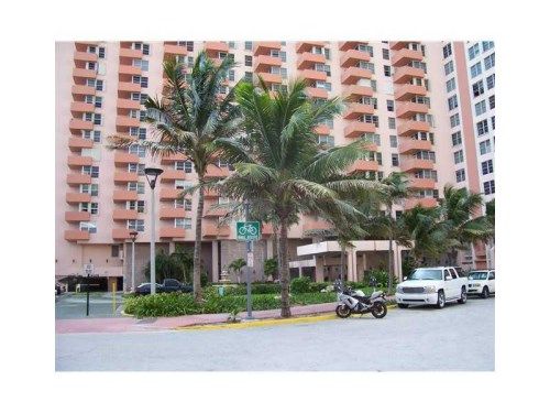 2899 COLLINS AV # 635, Miami Beach, FL 33140