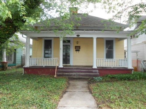 430 Benton Ave, Excelsior Springs, MO 64024