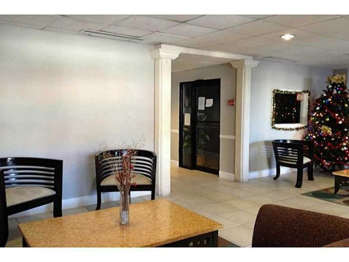 2016 BAY DR # 505, Miami Beach, FL 33141