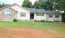 1136 Hoods Mill Road Commerce, GA 30529