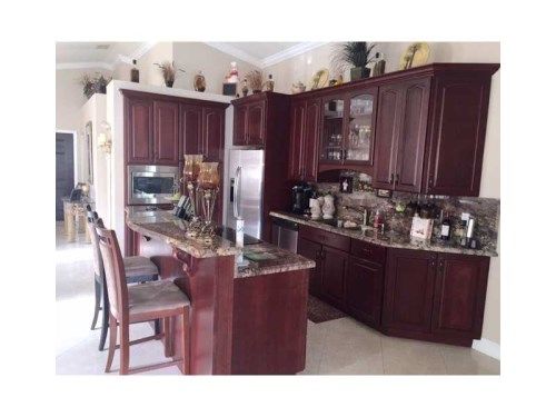 932 FALLING WATER RD, Fort Lauderdale, FL 33326