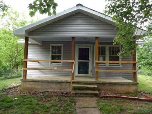 308 Oak Rd, Bristol, TN 37620