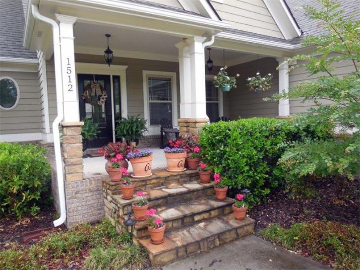 1512 Caroline Way, Loganville, GA 30052