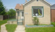 1312 Walton Ave Racine, WI 53402