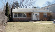 465 Northgate Ct. Riverside, IL 60546