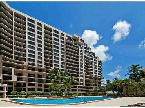 540 BRICKELL KEY DR # 705, Miami, FL 33131