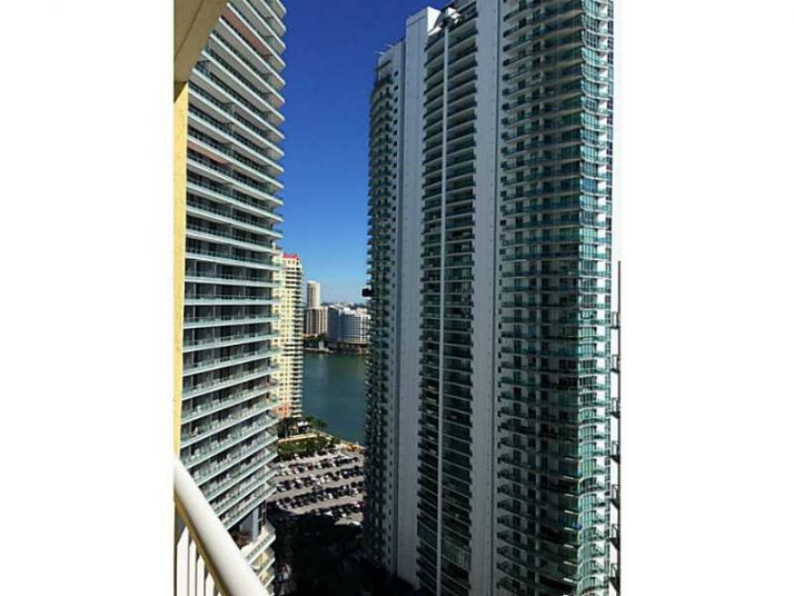 170 SE 14 ST # 2904, Miami, FL 33131