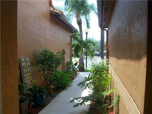 1458 CORONADO RD # 4-37, Fort Lauderdale, FL 33327
