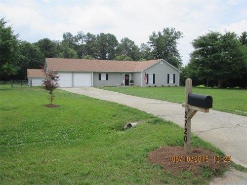 2720 Milton Bryan Drive, Loganville, GA 30052